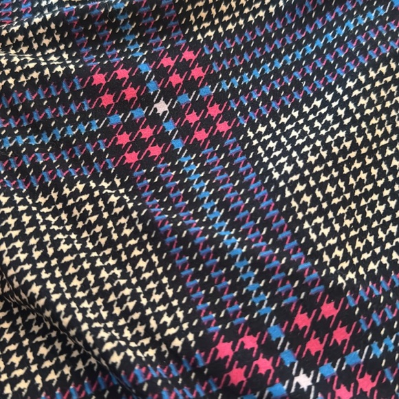 Brand new, one size, super comfy She’s Got Leggz leggings. - Picture 2 of 3